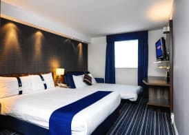 Holiday Inn Express London Gatwick - Crawley by IHG 4