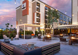DoubleTree by Hilton San Bernardino 2
