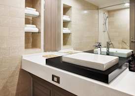 RIHGA Royal Hotel Osaka, Vignette Collection by IHG 4