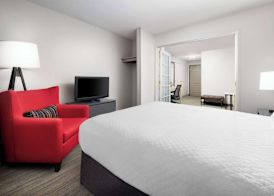 Country Inn & Suites by Radisson, Big Flats (Elmira), NY 3