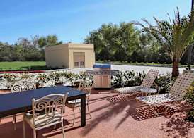 Hampton Inn & Suites Winnie 4
