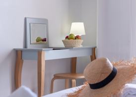 Azure Mare Hotel 4