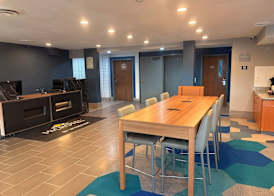 Microtel Inn & Suites by Wyndham Denver Airport 2