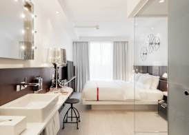 Ruby Lucy Hotel London by IHG 5