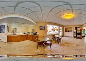 AC Lodge by Beach and Boardwalk 3