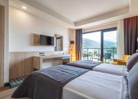 MAIA Luxury Beach Hotel & Spa 4