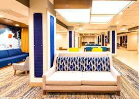 Holiday Inn Express & Suites HARRISONBURG – UNIVERSITY AREA by IHG 2