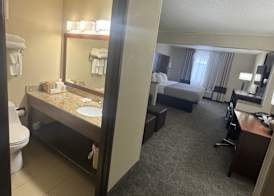Quality Inn & Suites Green Bay - Ashwaubenon 4