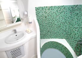 PRIME SUITES 4