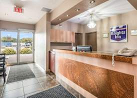 Knights Inn Orillia 2