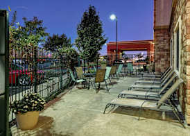 Hampton Inn & Suites Folsom 2