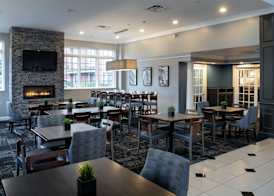 Best Western PLUS Franklin Square Inn 2