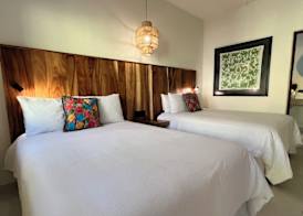 El Encanto Inn & Suites 5