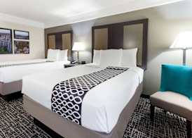 La Quinta by Wyndham Seguin 3
