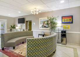 Best Western Plus Brunswick Inn & Suites 3