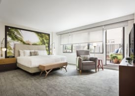 The Gardens Sonesta ES Suites New York 5