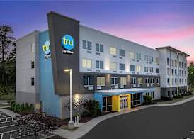 Tru by Hilton Fayetteville I-95 4