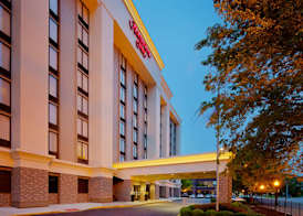Hampton Inn Louisville Downtown 3