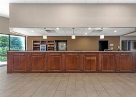 Best Western Plus Madison-Huntsville Hotel 4