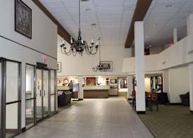 Clarion Hotel & Conference Center Lansing West 2