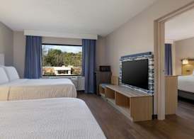 Lake Norman Inn and Suites 5