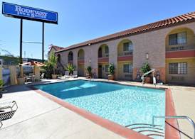 Rodeway Inn & Suites Colton-Riverside 4