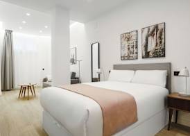 Limehome Madrid Calle de Matilde Diez 2