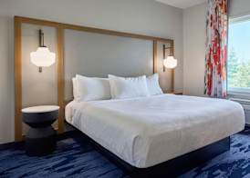 Fairfield Inn & Suites Burlington 5