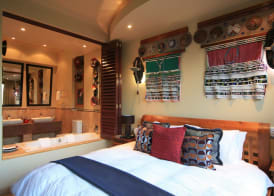 AmmaZulu African Palace 3