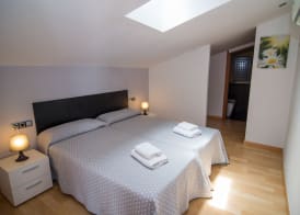 Lucas House Apartments by Sitges Group 2