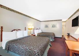 Days Inn by Wyndham Erick 5