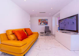 Yellow View Apartment 4