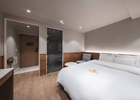 Gridt Hotel & Home 5