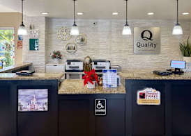 Quality Inn & Suites Anaheim at the Park 2