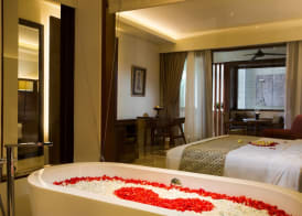 Ubud Village Hotel 5