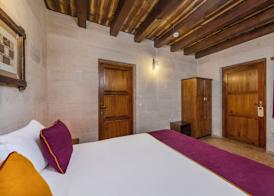 Grand Elite Cave Suites 3