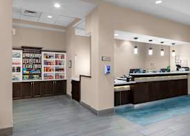 Homewood Suites by Hilton Phoenix Airport South 2