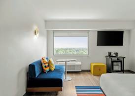 Aloft by Marriott Chicago Schaumburg 4
