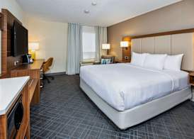 Comfort Inn & Suites 5