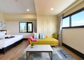 Oakwood Hotel & Residence Bangkok 4