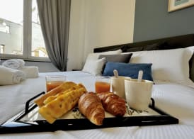 Happy Family Apartments Lanterna 3