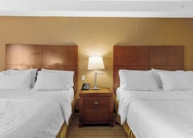 Sandman Hotel & Suites London Downtown 4