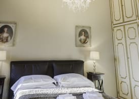 Rialto Canal View With Terrace and Balcony by Wonderful Italy 3