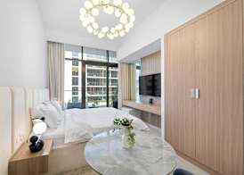 Stylish Studio with Garden Views 3