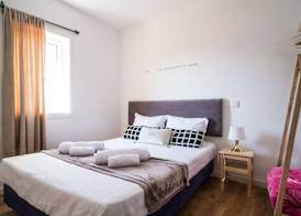 What else guest house 4
