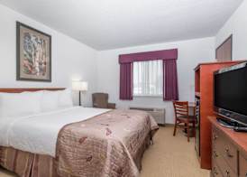 Baymont by Wyndham Marshfield 5