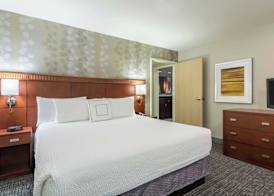 Courtyard Knoxville Cedar Bluff 5