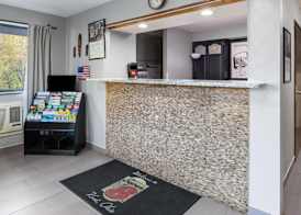 Super 8 by Wyndham Kent/Akron Area 2