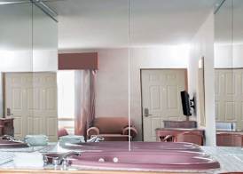 Howard Johnson by Wyndham Lenox 3