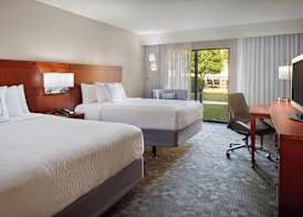 Courtyard by Marriott Fayetteville 2